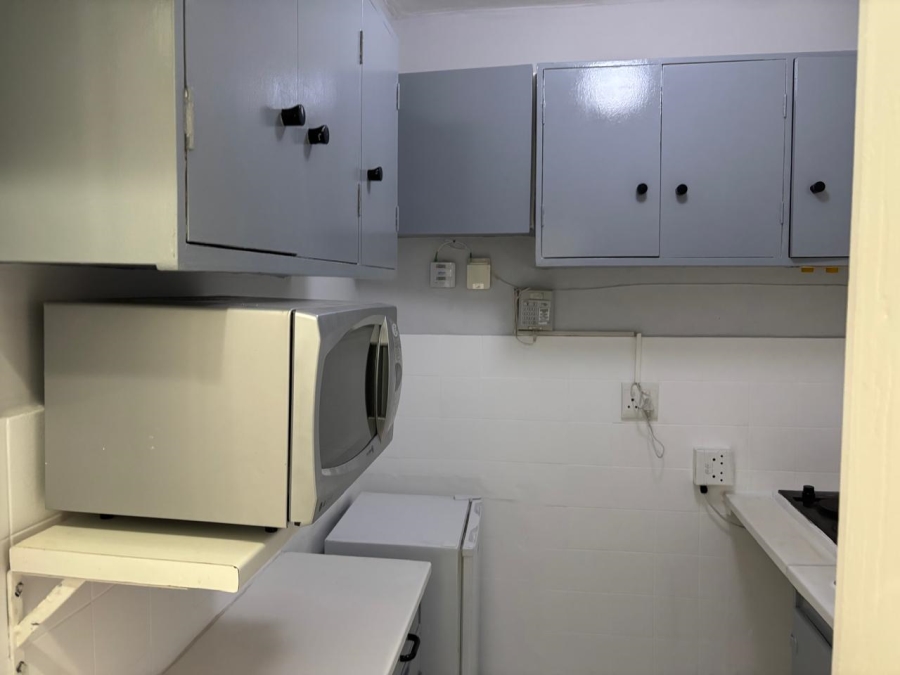 To Let 0 Bedroom Property for Rent in Sea Point Western Cape